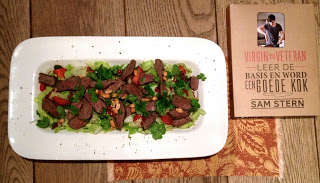 Knapperige Thaise salade met biefstuk – Kookboek van het Jaar 2013