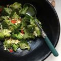 pittige broccoli met geroosterde amandelen